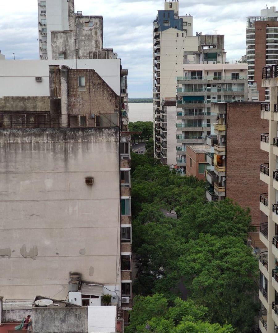 Foto de Departamento de 43 m² con 1 dormitorio en venta en Rosario, imagen 1