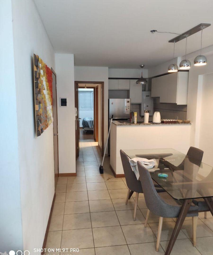 Foto de Departamento de 43 m² con 1 dormitorio en venta en Rosario, imagen 2
