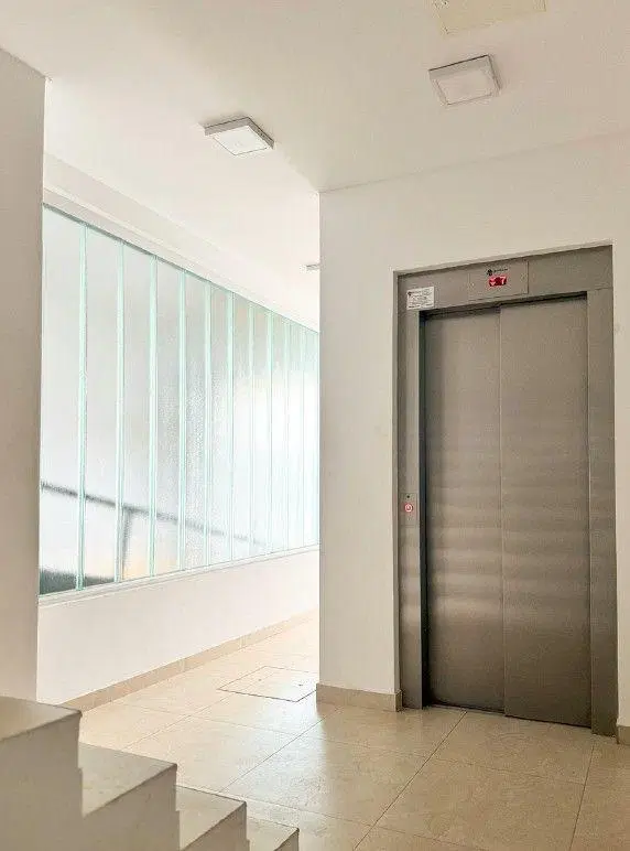 Departamento 2 ambientes en venta en Banfield 3