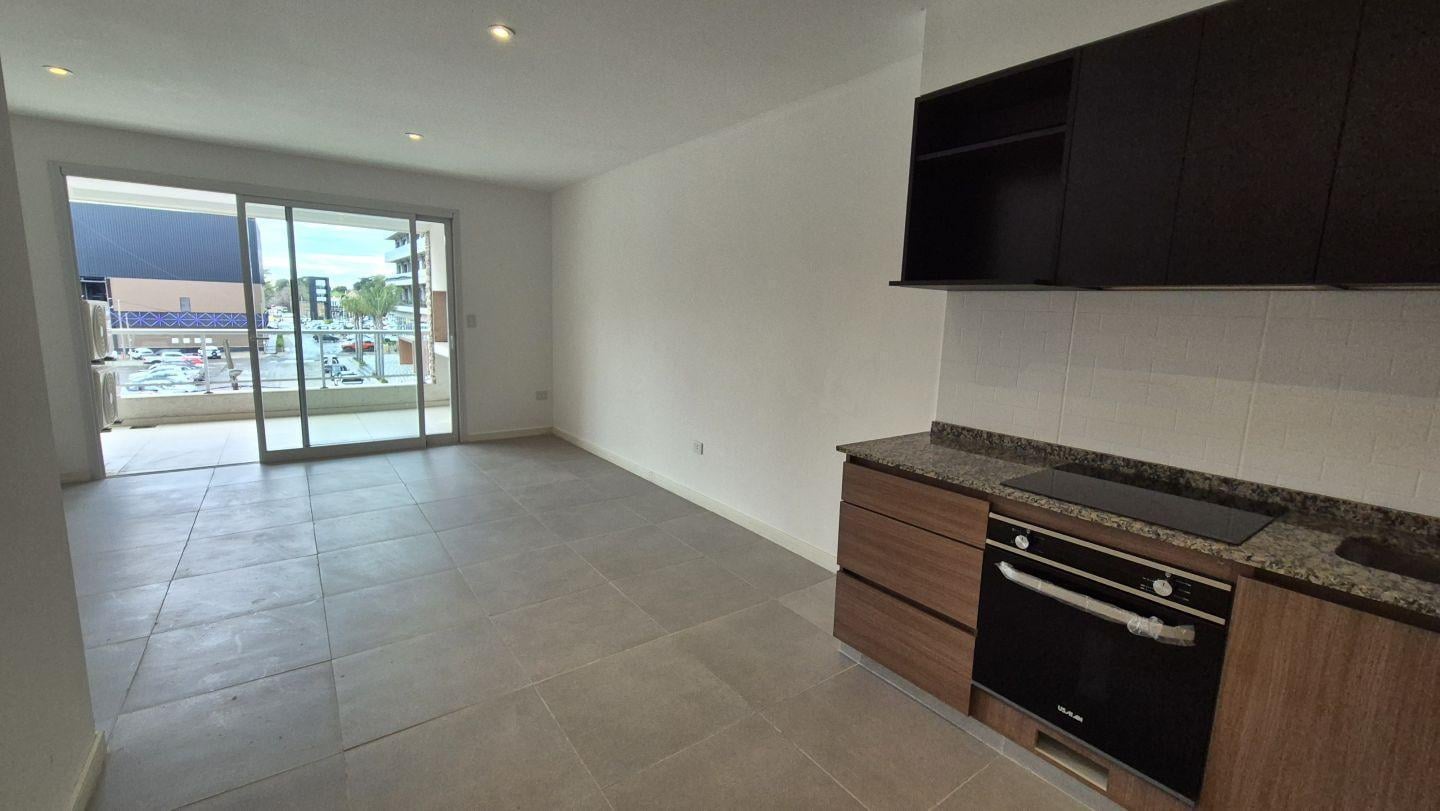 Foto de Departamento 2 ambientes en alquiler Canning, imagen 1