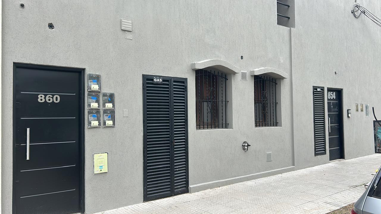 Foto de Departamento 2 ambientes en alquiler Temperley, imagen 1
