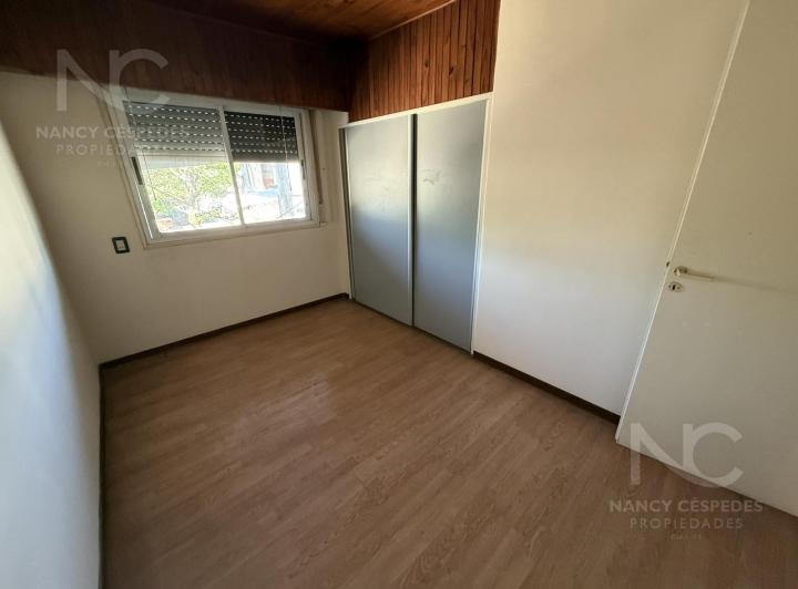 CASA DE 4 AMBIENTES EN VENTA BERAZATEGUI!!! APTO CREDITO 4