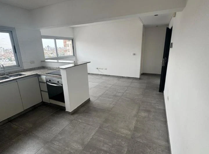 DEPARTAMENTO DE 2 AMBIENTES EN ALQUILER QUILMES CENTRO!! 2