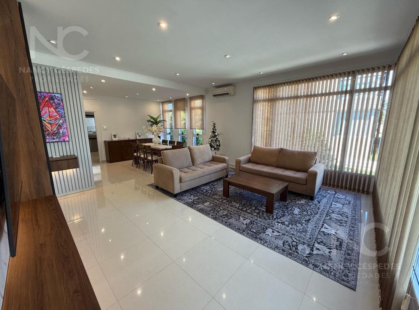 CASA DE 4 AMBIENTES EN VENTA ALTOS DE HUDSON 2 !!!
