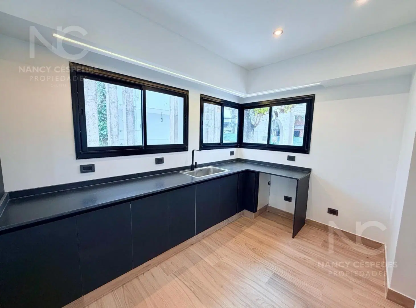 ESPECTACULAR CASA EN VENTA!!! 5