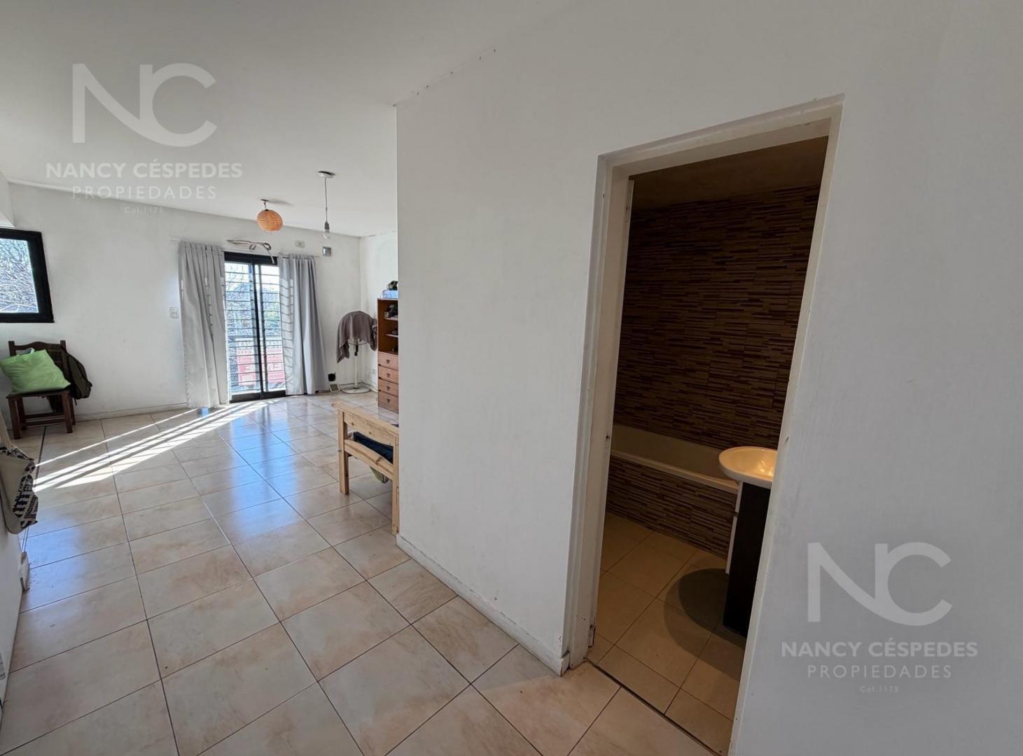 Foto de DEPARTAMENTO 2 AMBIENTES EN VENTA, EN BERNAL. APTO CREDITO/POSIBLE, imagen 3