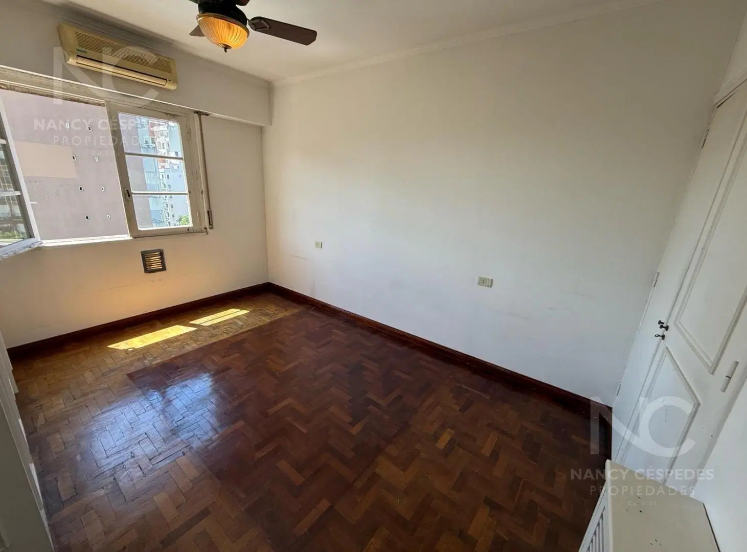 DEPARTAMENTO 4 AMBIENTES EN VENTA QUILMES CENTRO!!! 4