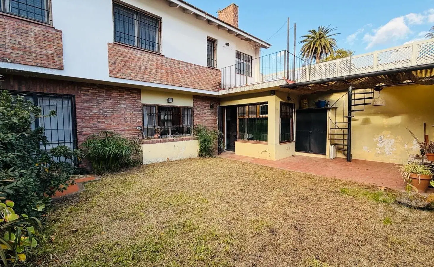 CASA 5 AMBIENTES EN ALQUILER QUILMES EXCELENTE UBICACIÓN ! 2