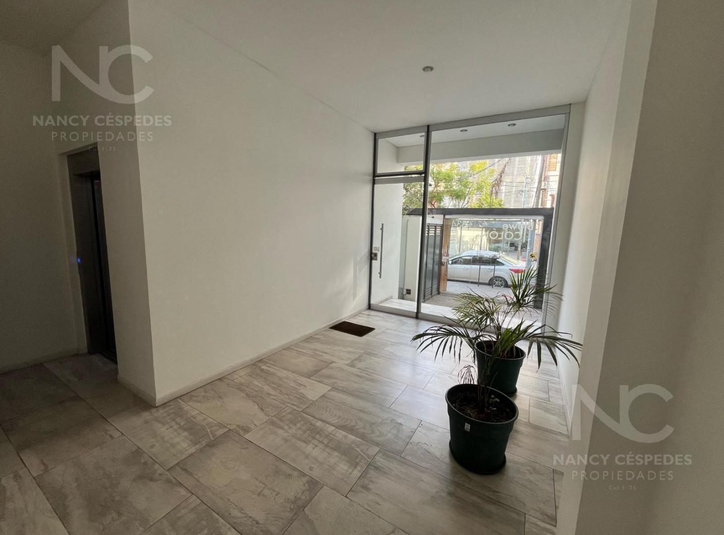 Foto de DEPARTAMENTO EN VENTA DE 2 AMBIENTES EN PLAZA CONESA !!!, imagen 1