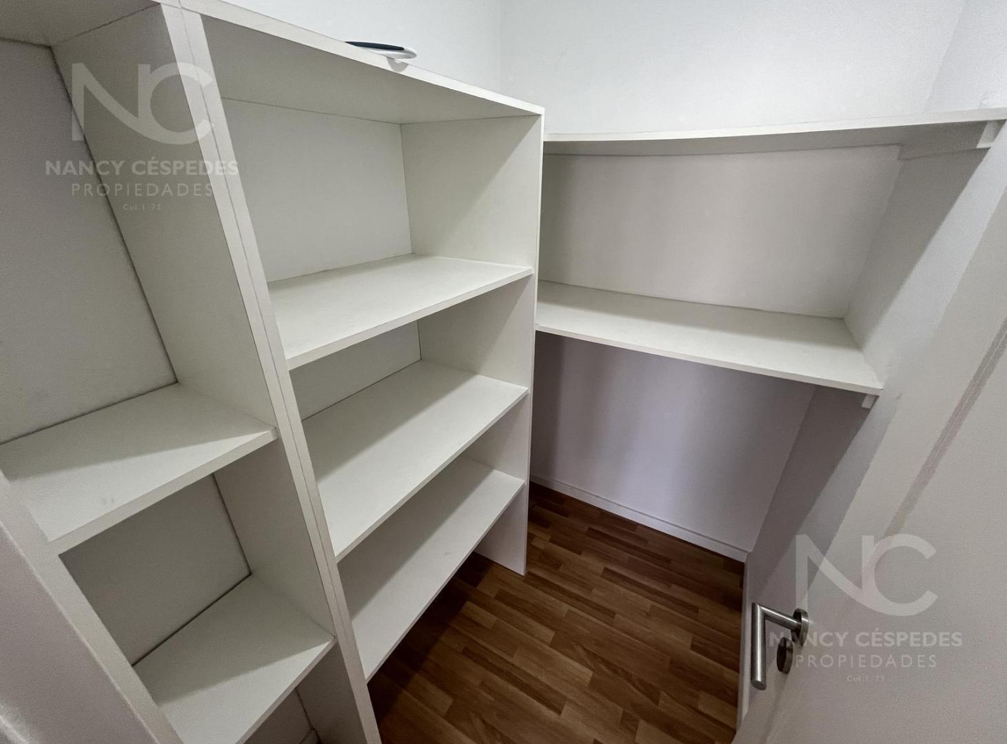 Foto de DEPARTAMENTO DE 4 AMBIENTES EN VENTA BERNAL ! CON 2 COCHERAS Y 1 BAULERA, imagen 1