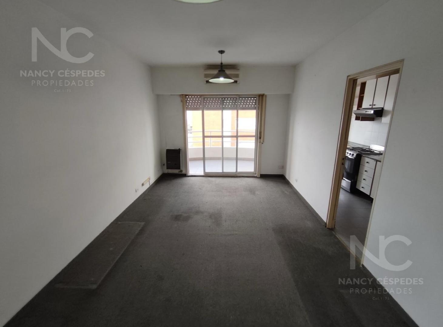 Foto de DEPARTAMENTO 3 AMBIENTES CON COCHERA EN VENTA BERNAL ESTE! APTO, imagen 2