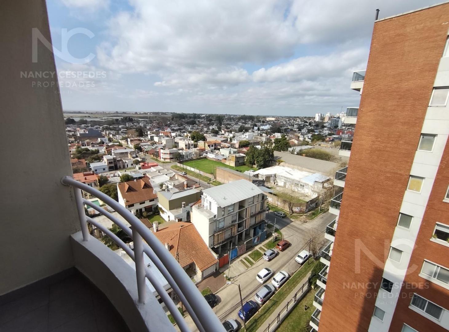 Foto de DEPARTAMENTO 3 AMBIENTES CON COCHERA EN VENTA BERNAL ESTE! APTO, imagen 3