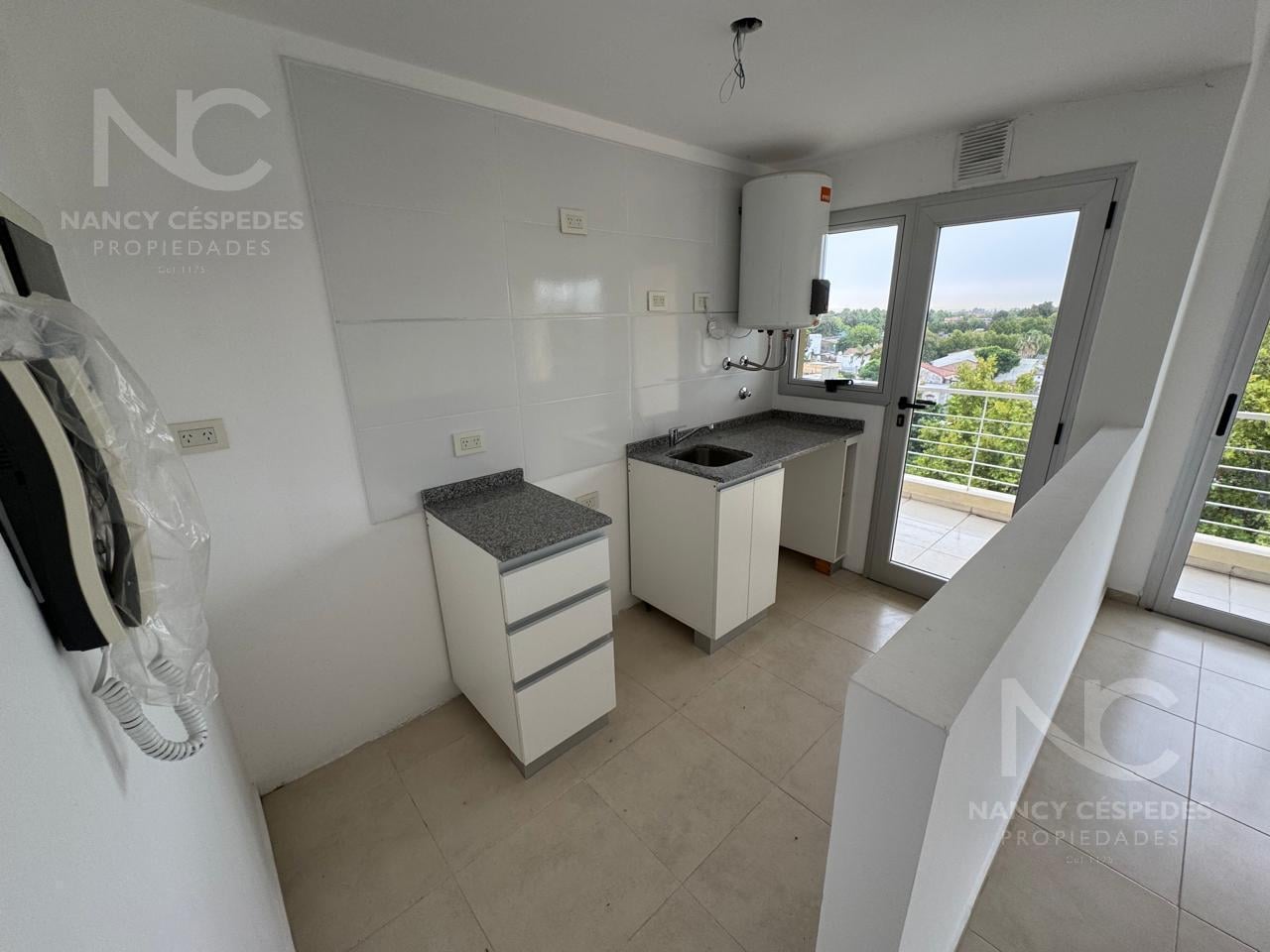 Foto de DEPARTAMENTO DE 2 AMBIENTES EN ALQUILER EN QUILMES CENTRO!!!, imagen 4