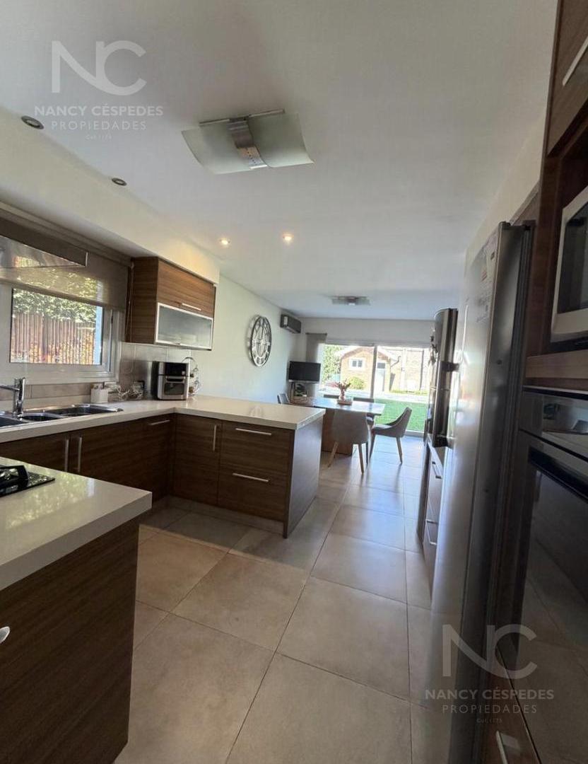 Foto de ESPECTACULAR CASA EN VENTA BARRANCAS DE GUIDO!!!, imagen 4