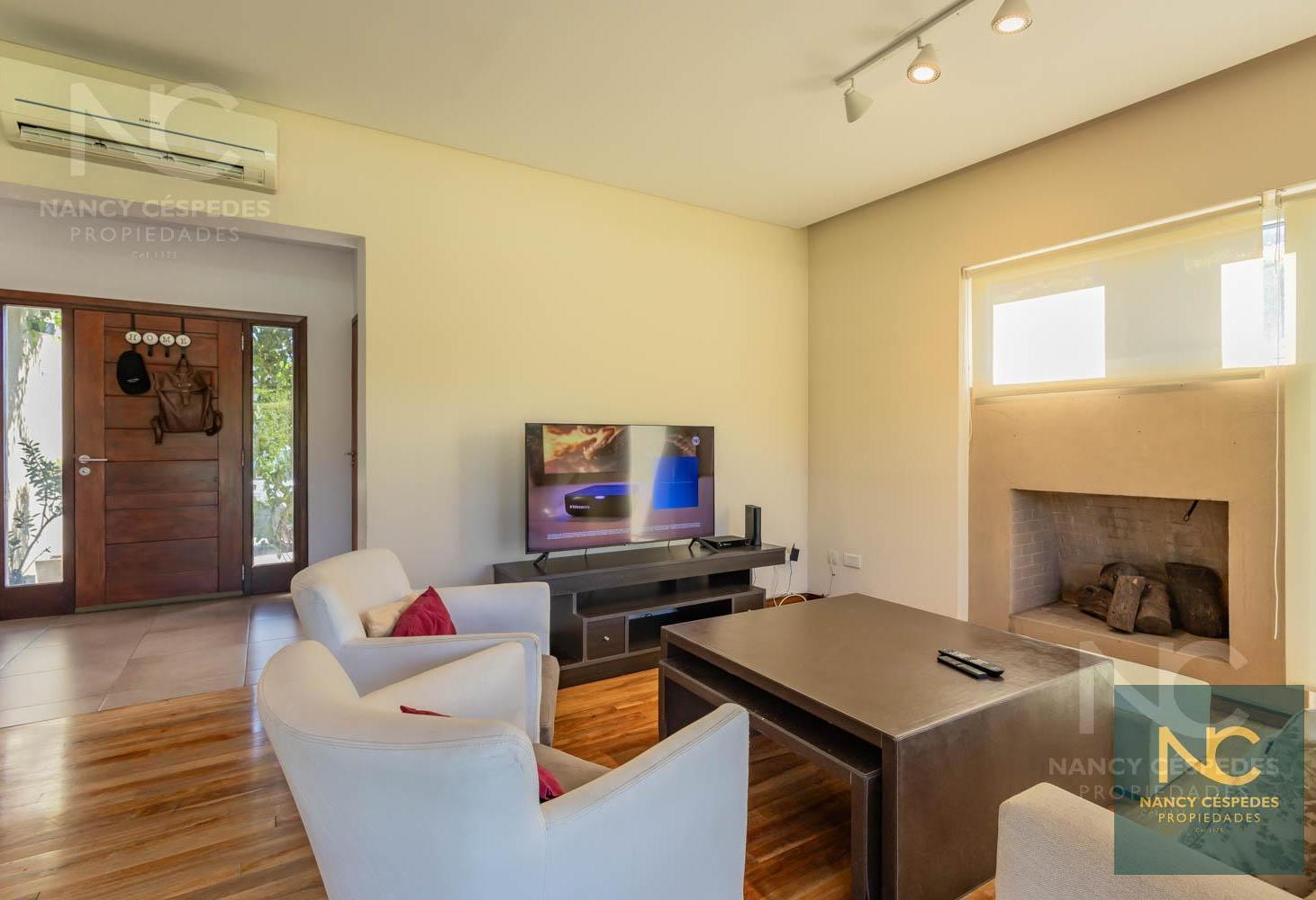 Foto de CASA DE 5 AMBIENTES EN VENTA, OMBUES DE HUDSON!! CON PARQUE Y PILETA, imagen 1