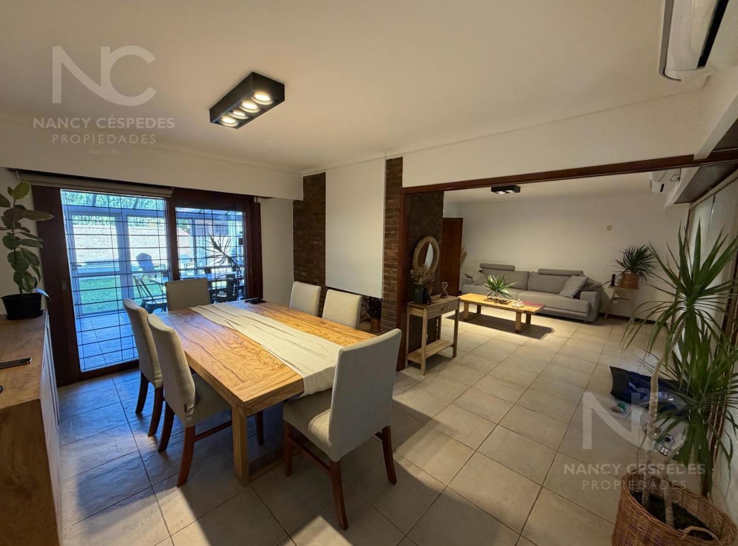 Foto de ESPECTACULAR CASA DE 4 AMBIENTES EN VENTA!!! CON PARQUE Y PILETA EN, imagen 1