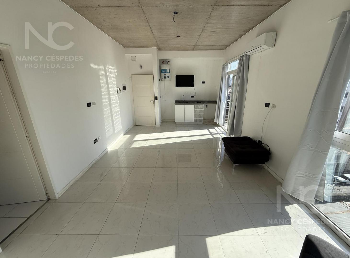 Foto de MONOAMBIENTE EN VENTA QUILMES CENTRO!!! ESPECTACULAR VISTA AL RIO!!!, imagen 3
