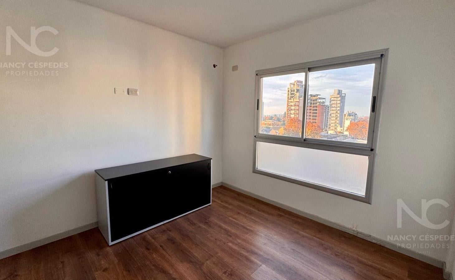 Foto de DEPARTAMENTO 2 AMBIENTES EN VENTA QUILMES CENTRO!!! VISTA ABIERTA AL RIO, imagen 2