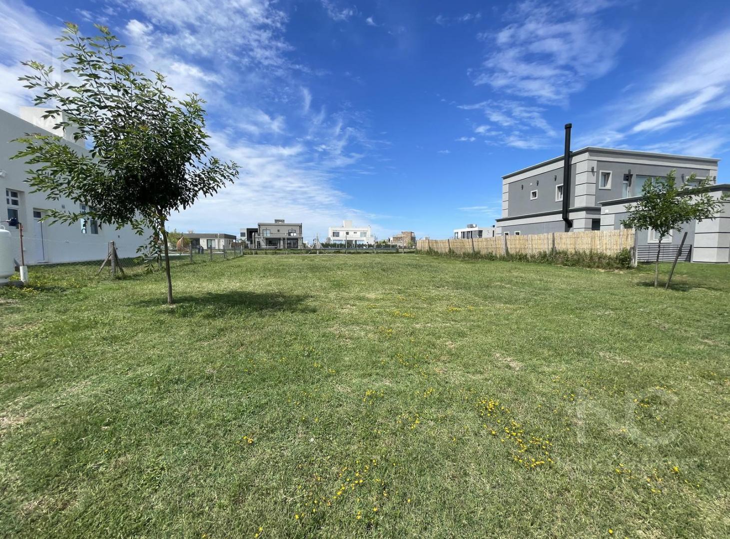 Foto de Lote en venta en Barrio Magallanes, Pueblos del Plata. Oportunidad!!, imagen 1