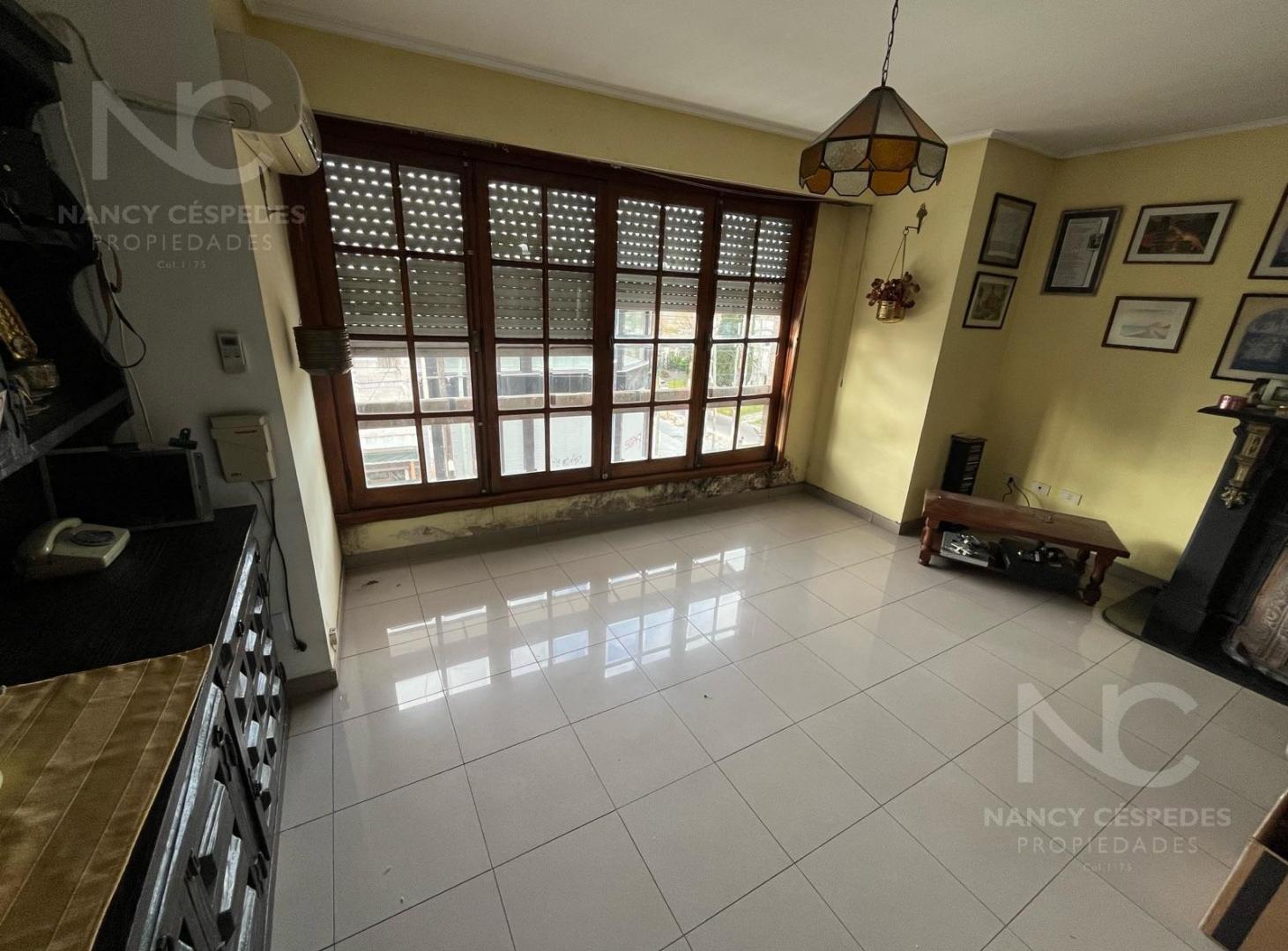 Foto de PROPIEDAD DE 3 PISOS EN VENTA QUILMES OESTE!!!, imagen 4