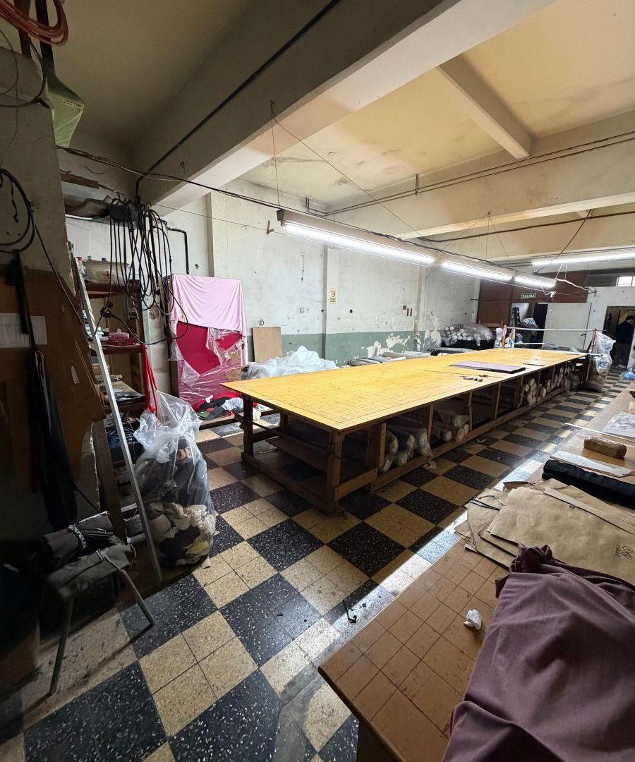 Foto de Galpón 240m y piso único 240m en Villa Luro, imagen 3