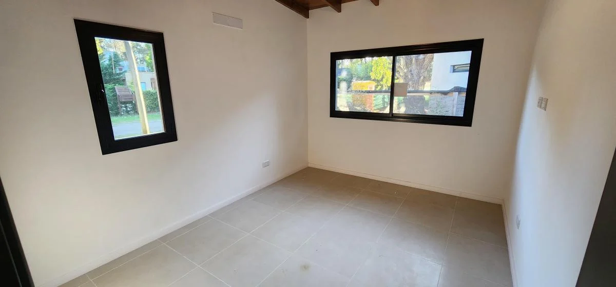 Casa Moderna 4 Amb a Estrenar Costa del Este 2