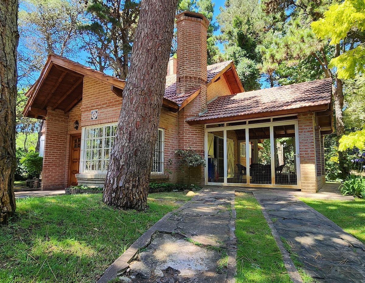 Chalet Clasico 150 m² en Costa del Este 2