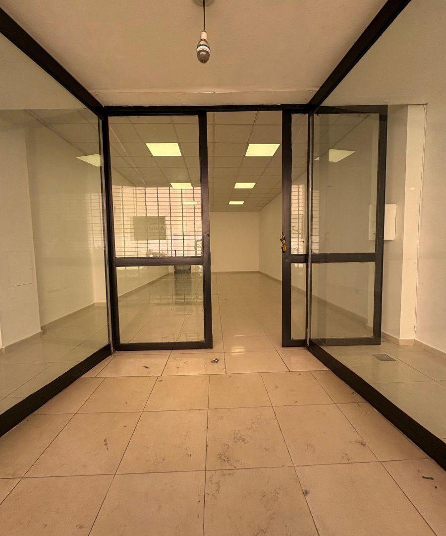 Foto de Local Comercial en Alquiler | Centro de Córdoba | Dean Funes 220, imagen 2