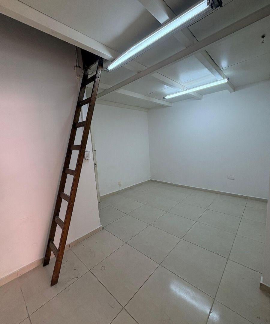 Foto de Local Comercial en Alquiler | Centro de Córdoba | Dean Funes 220, imagen 1