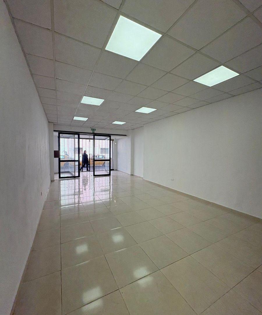 Foto de Local Comercial en Alquiler | Centro de Córdoba | Dean Funes 220, imagen 4