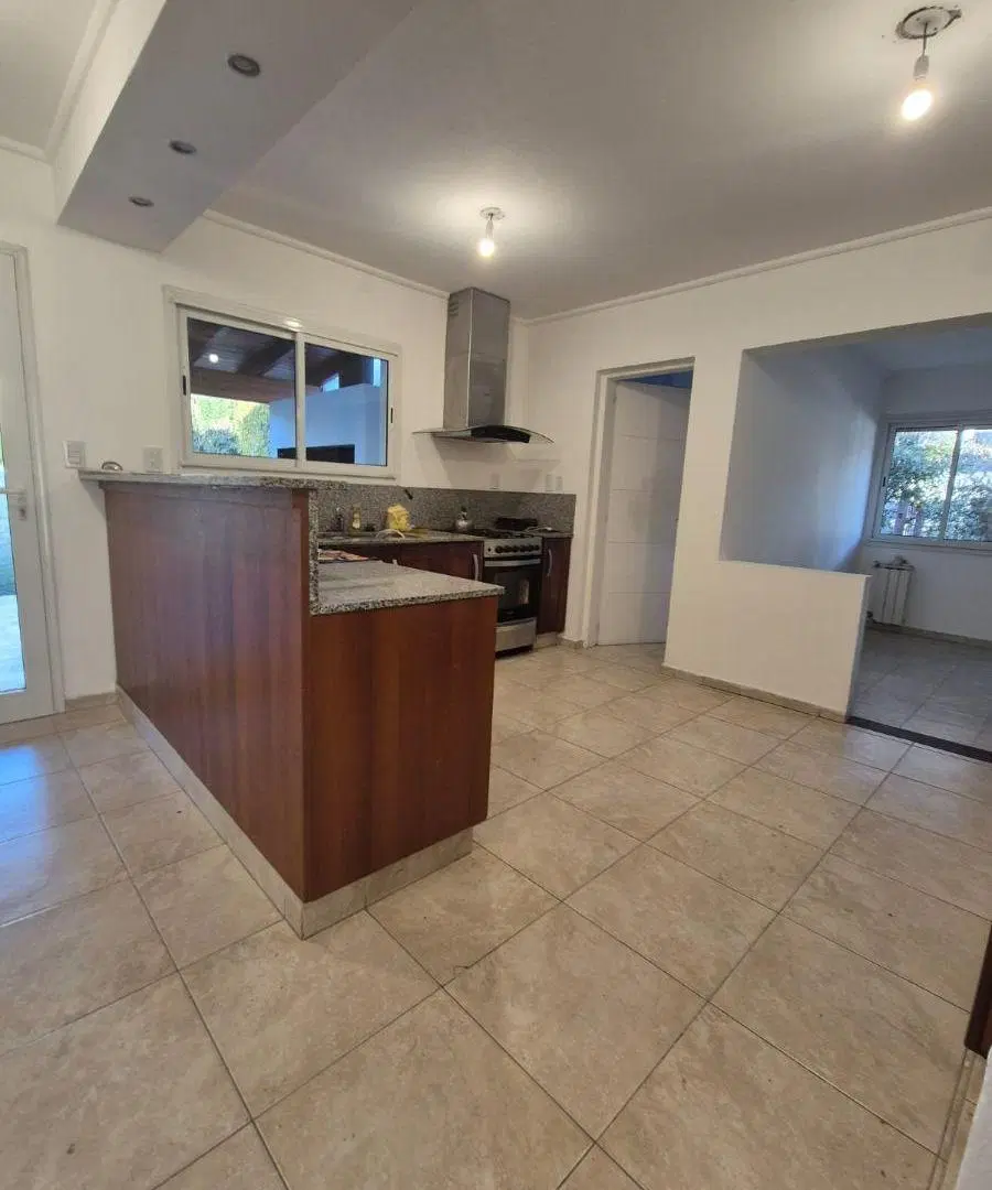 Casa de Categoría en Alquiler| Barrio La Cuesta – La Calera 3