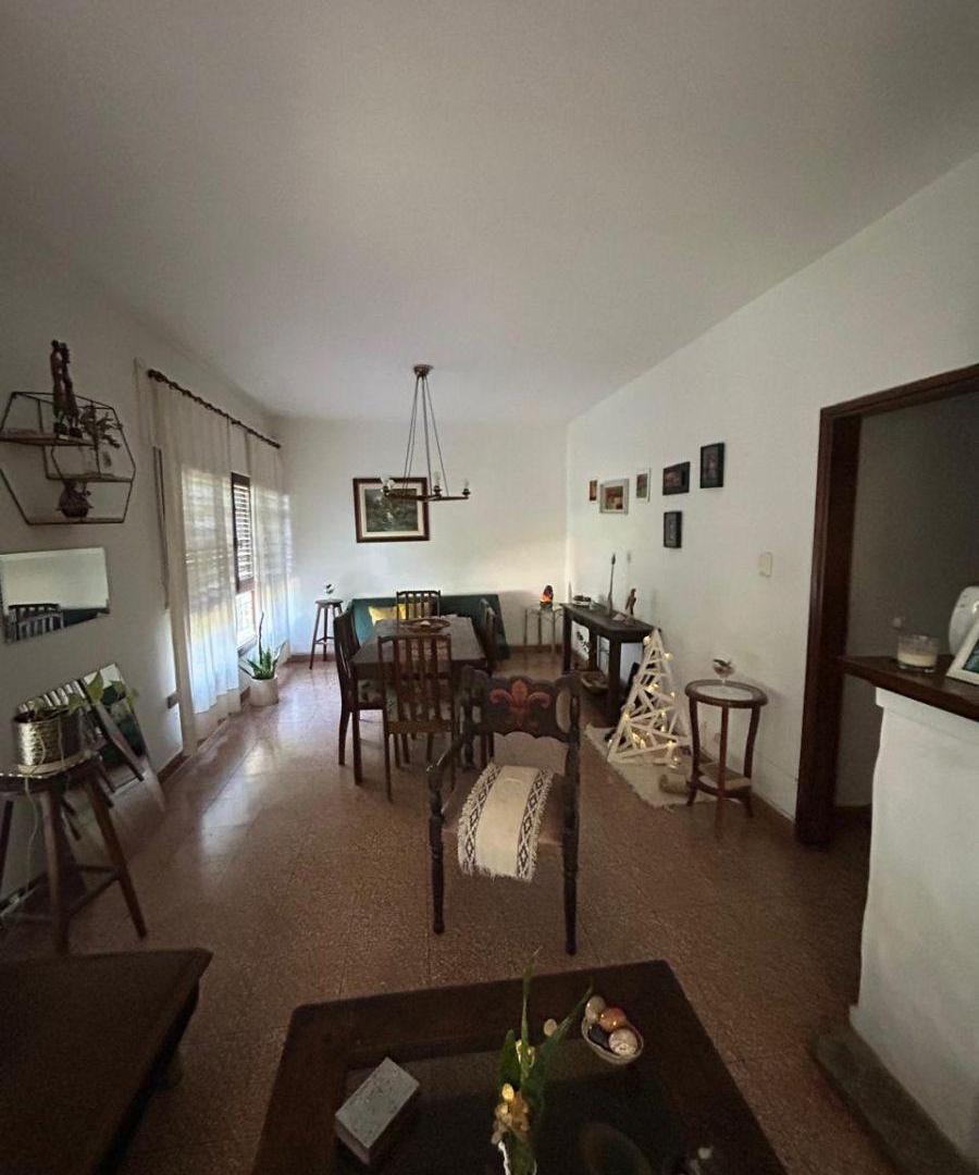 Foto de Casa con amplio terreno - Argüello, imagen 3