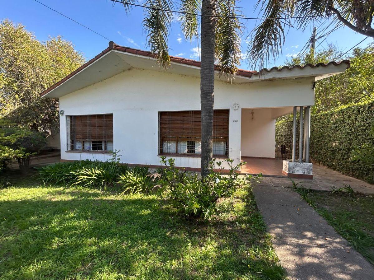 Foto de Casa con amplio terreno - Argüello, imagen 1