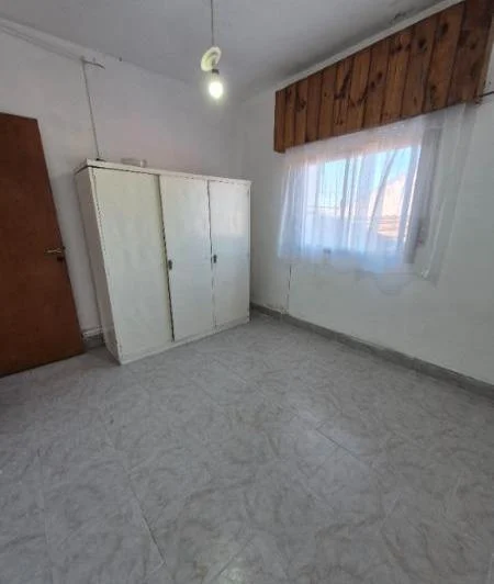 Departamento en Alquiler en Villa Primera 3