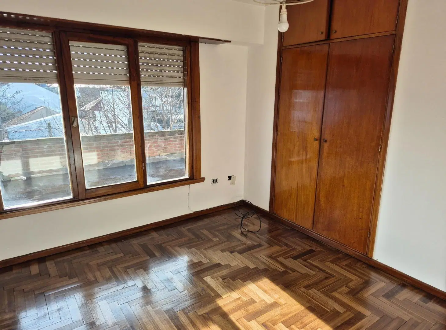 Alquiler Chalet planta alta, 3 AMB. con terraza 4