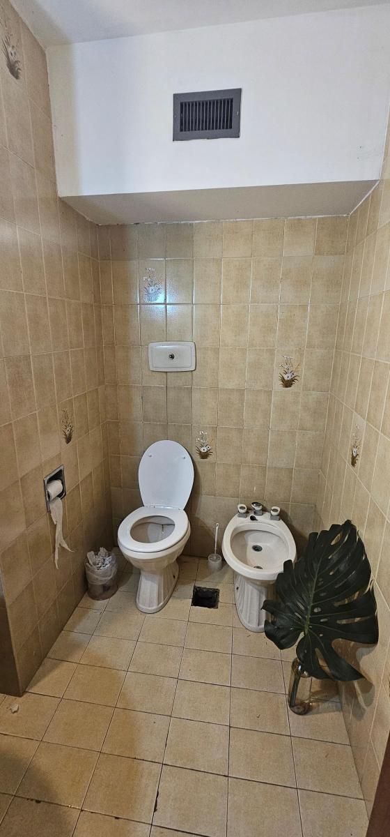 Casa con Piscina con Excelentes Ubicación y Elegancia y Luz Natural 1