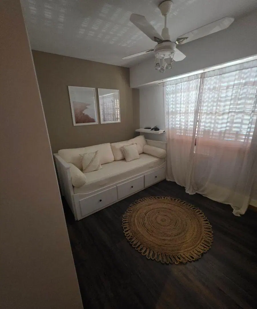 Casa en venta de 6 dormitorios ,cochera cubierta,pileta,quincho,pileta,jardin en P. Chica Victoria++ 5