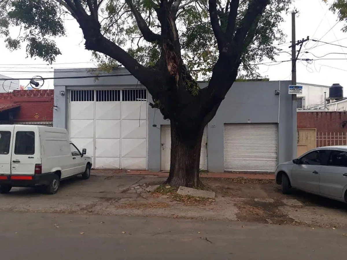 GALPON CON OFICINAS 4