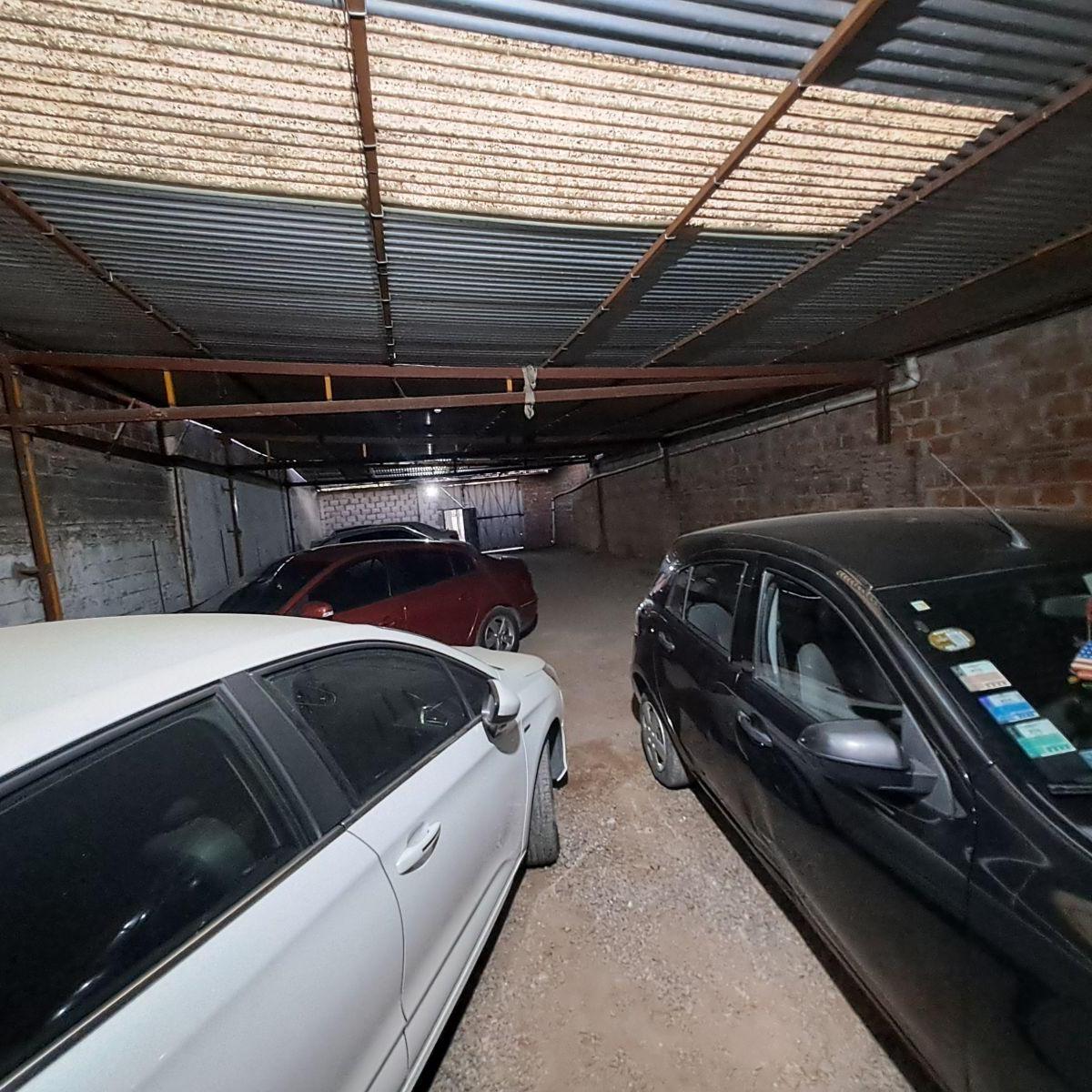 Terreno con cocheras en venta. Barrio Ludueña. Rosario