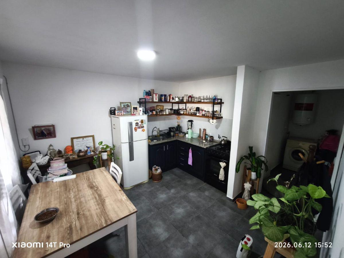 HERMOSO DEPARTAMENTO UN DORMITORIO CON PATIO Y ENTRADA DE AUTOS