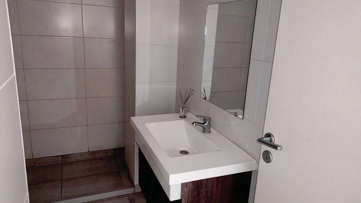 DEPARTAMENTO ALQUILER 2 AMB. MUY CENTRICO 3