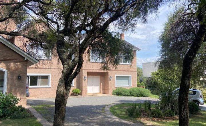 Casa en Venta en El Bosque 1