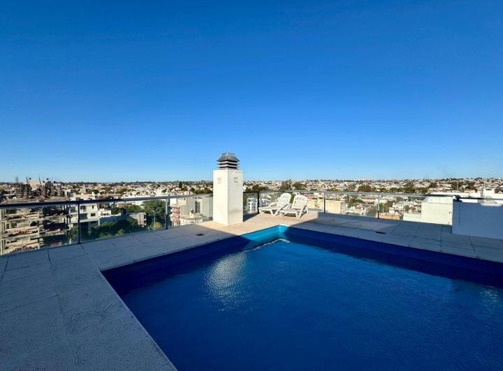 Venta departamento 1 dormitorio con balcon amenities Barrio General Paz 3