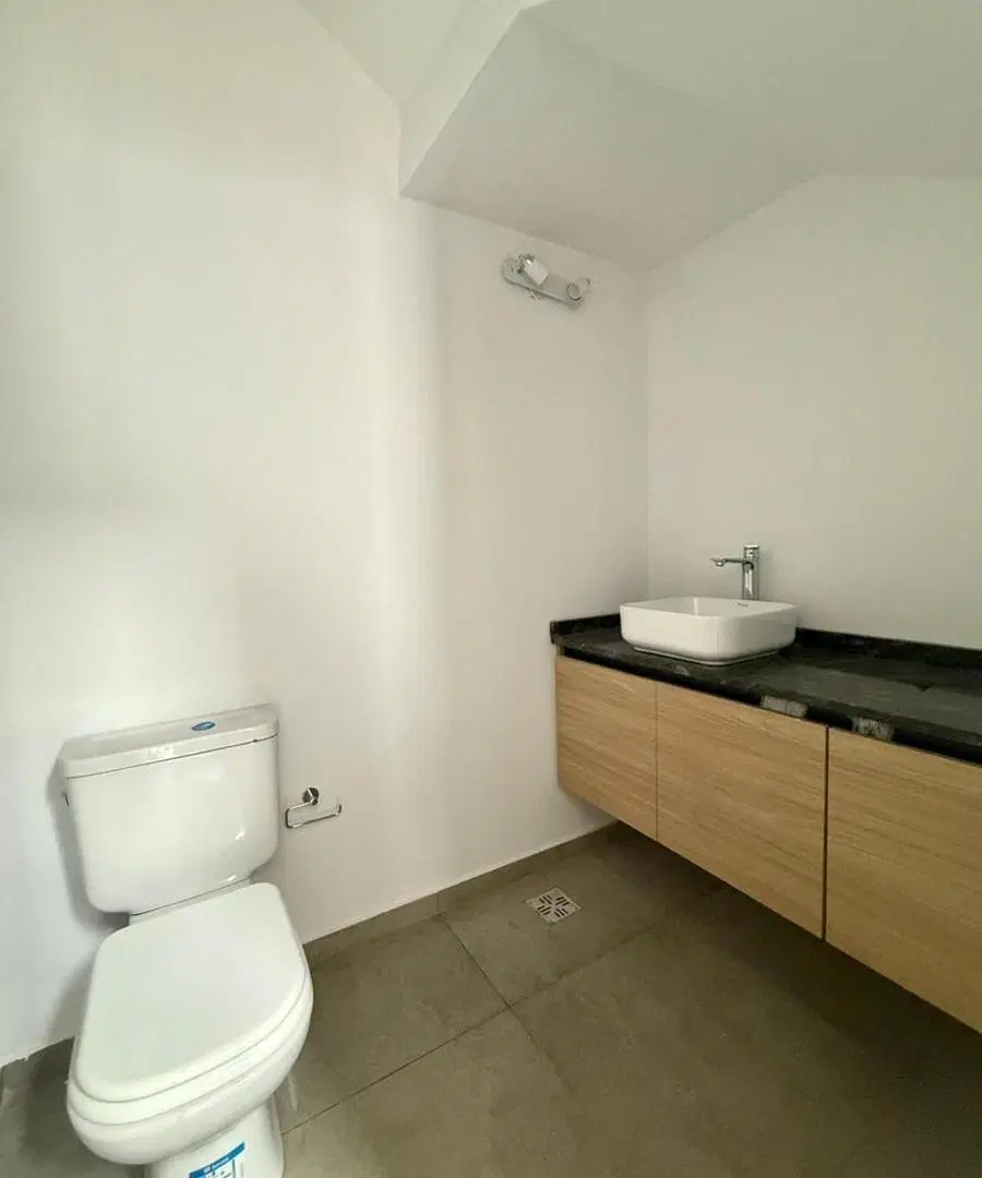 Venta duplex 3 dormitoiros 3 baños Quebradas de Manantiales 5