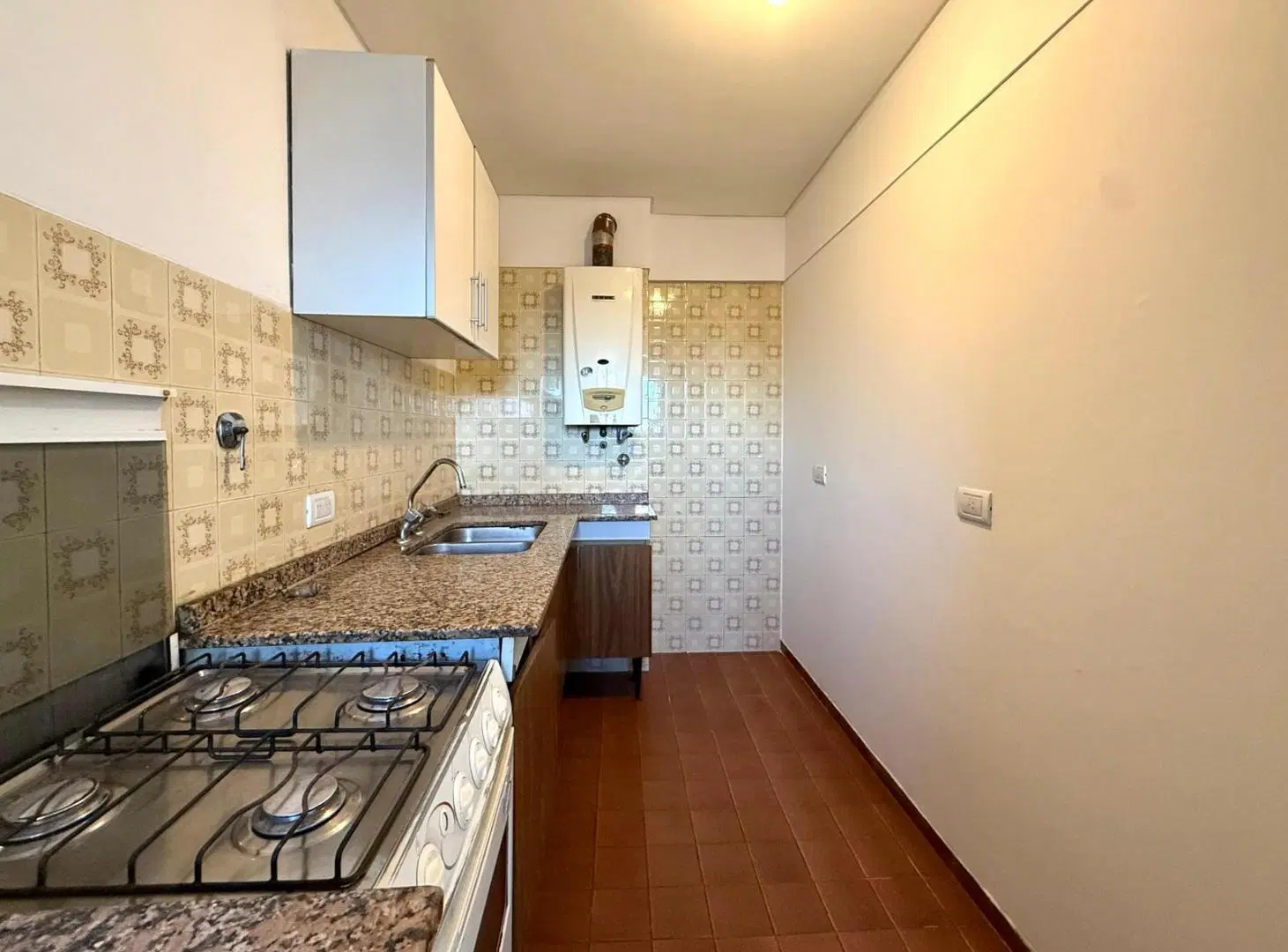 Venta departamento 2 dormitorios con balcon centro 5