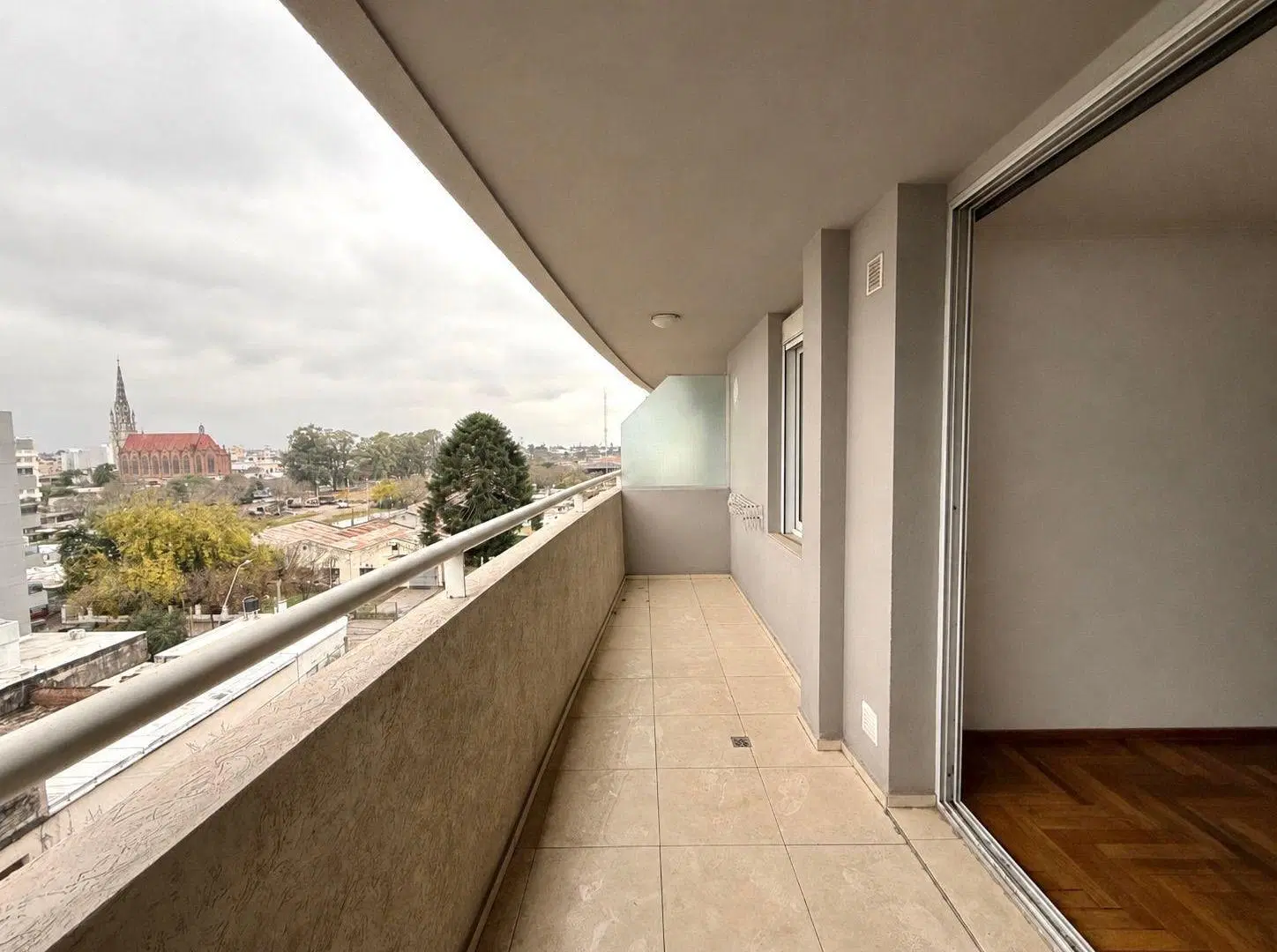 Venta departamento de 1 dormitorio con balcon 2