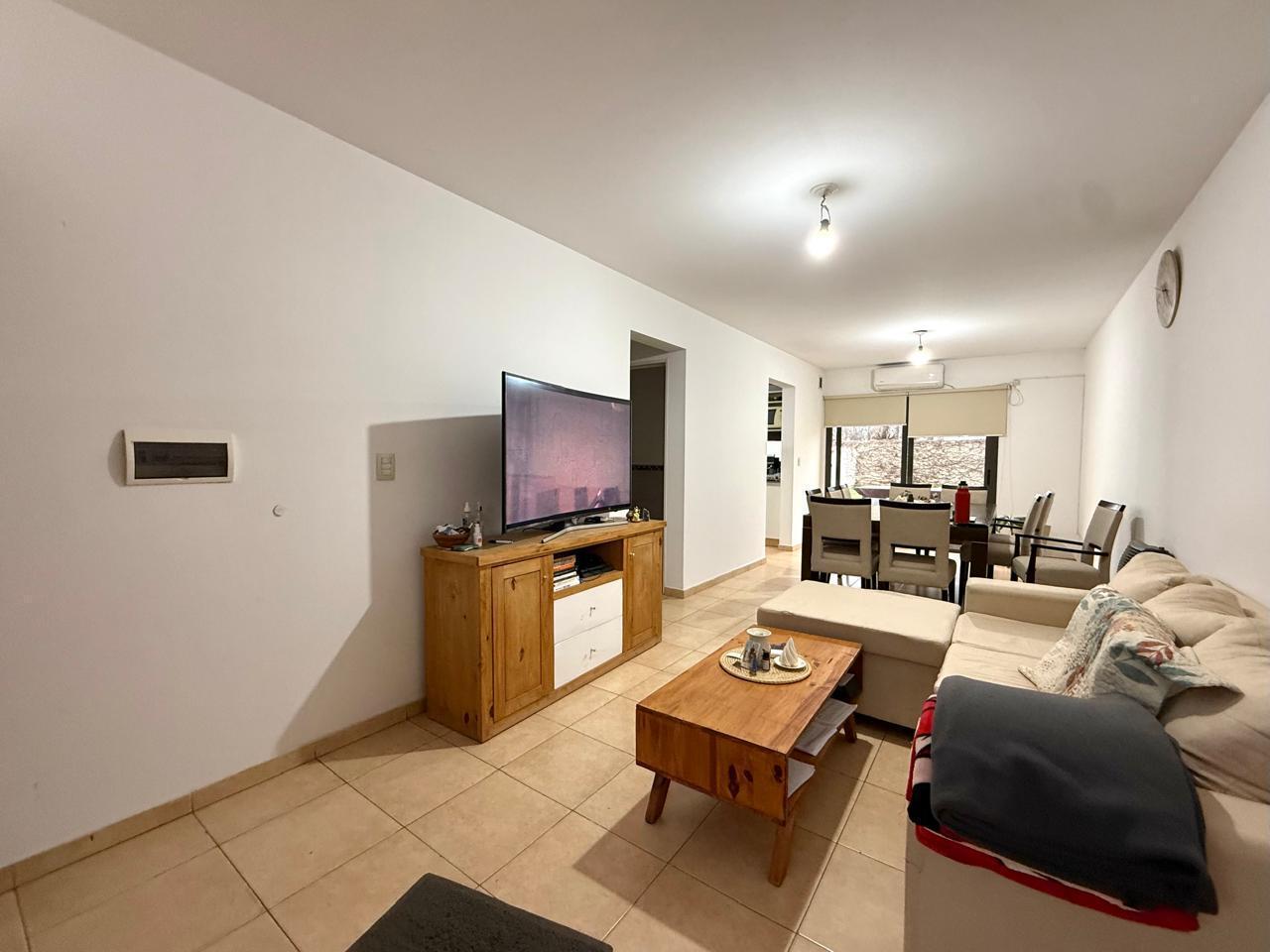 Foto de Venta duplex 3 dormitorios 2 baños barrio Tejas 2, imagen 4