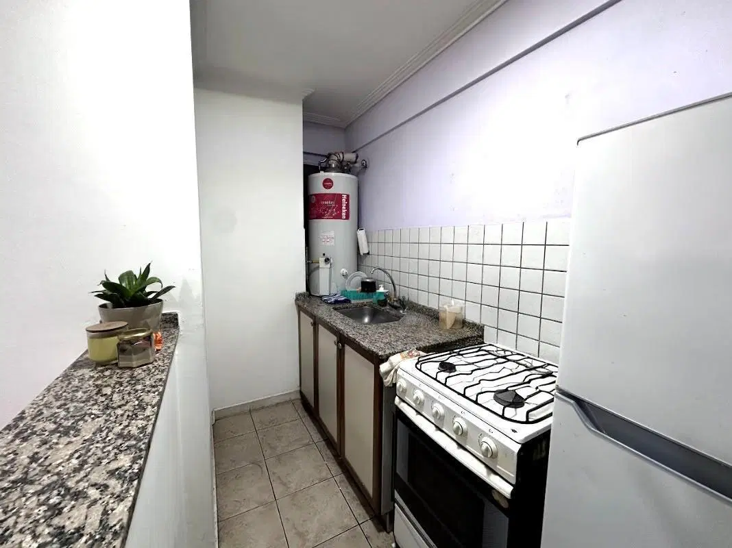 VENTA Departamento de un dormitorio con balcón en Nueva Cordoba 3