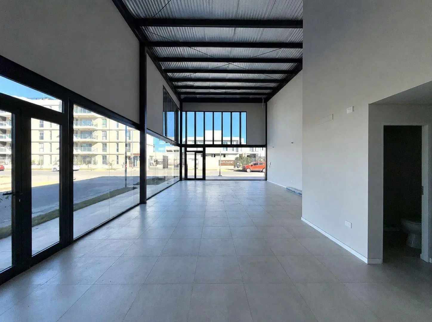 Alquiler local comercial Docta Urbanizacion Inteligente 4