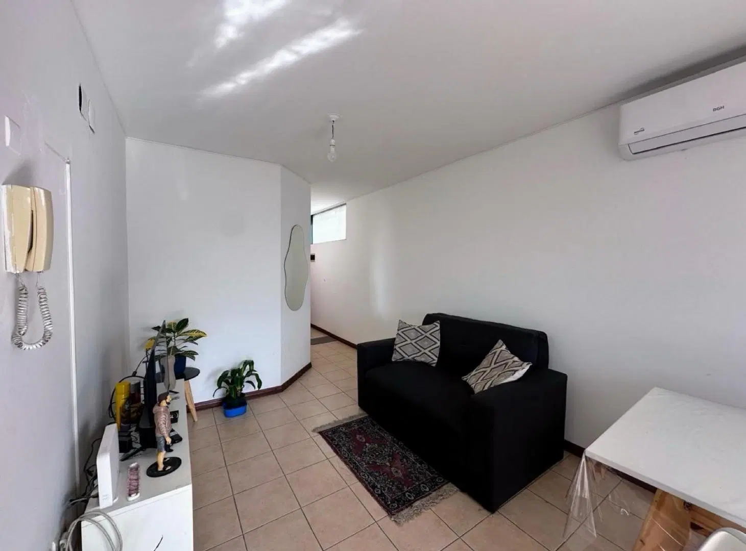 VENTA Departamento dos dormitorios con balcón Nueva Cordoba 1